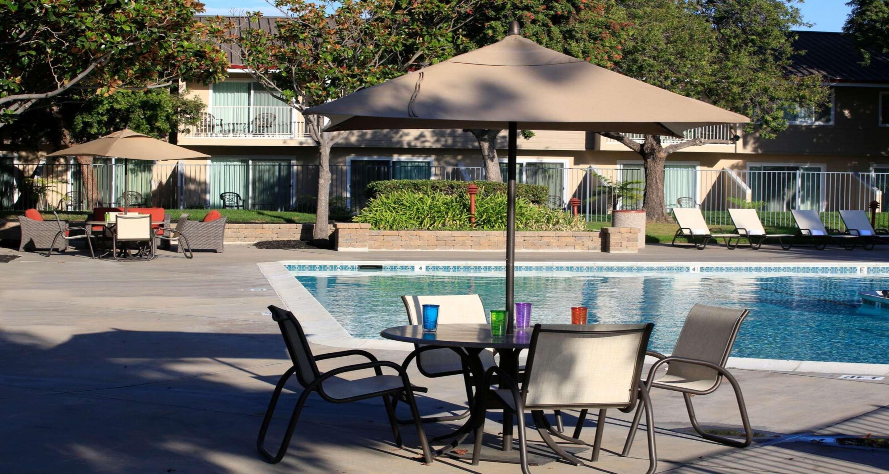 Best Western Plus Garden Court Inn Fremont Dış mekan fotoğraf