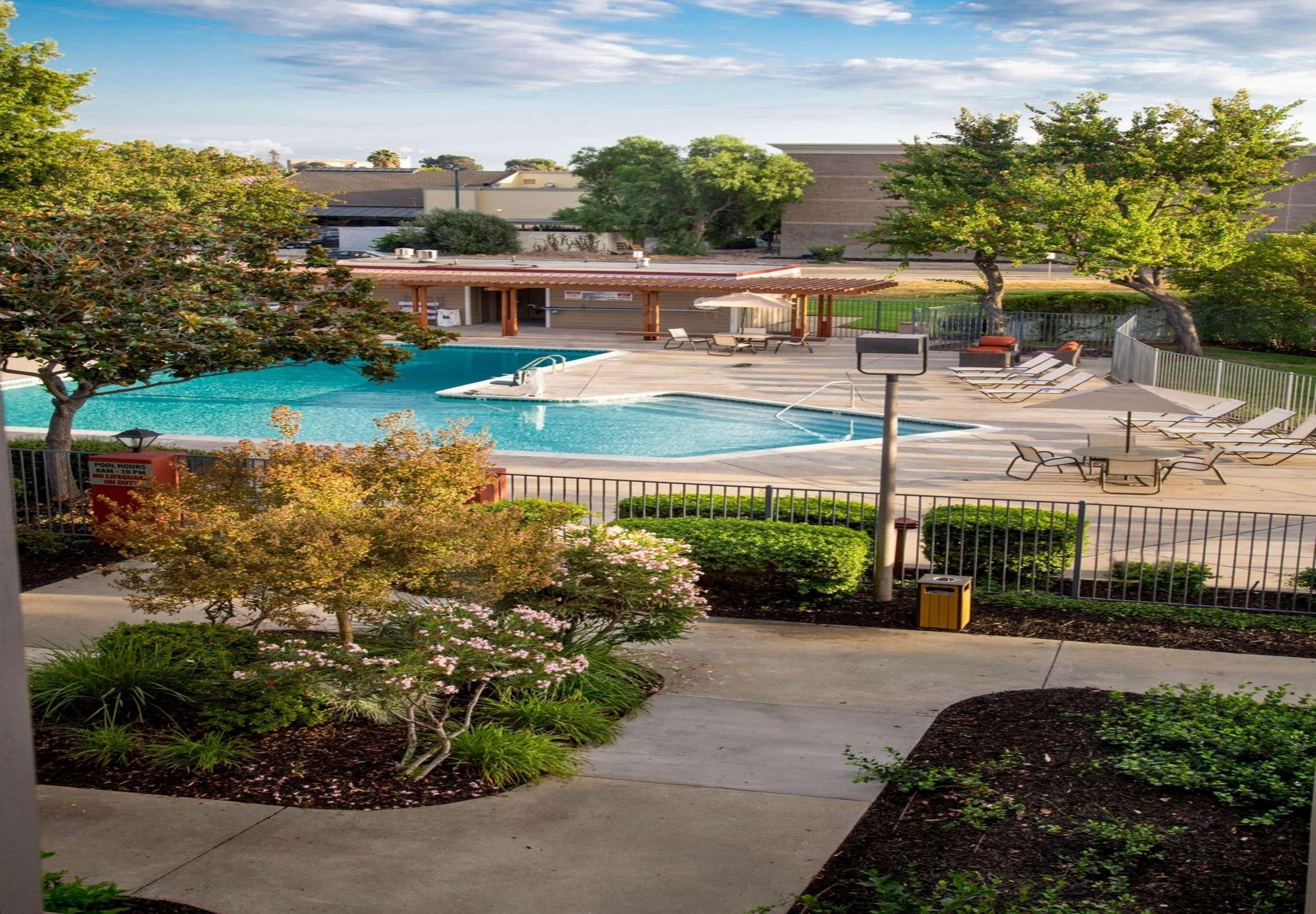 Best Western Plus Garden Court Inn Fremont Dış mekan fotoğraf